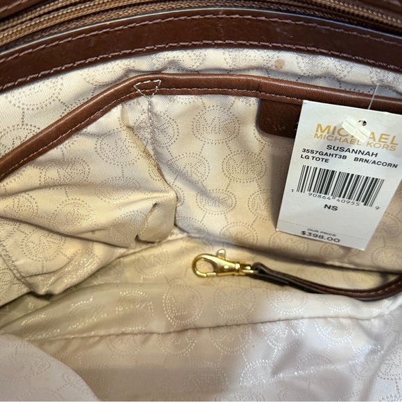 Michael Kors Tan and Brown Jet Set Tote/Shoulder Bag with Gold Hardware - Picture 7 of 10